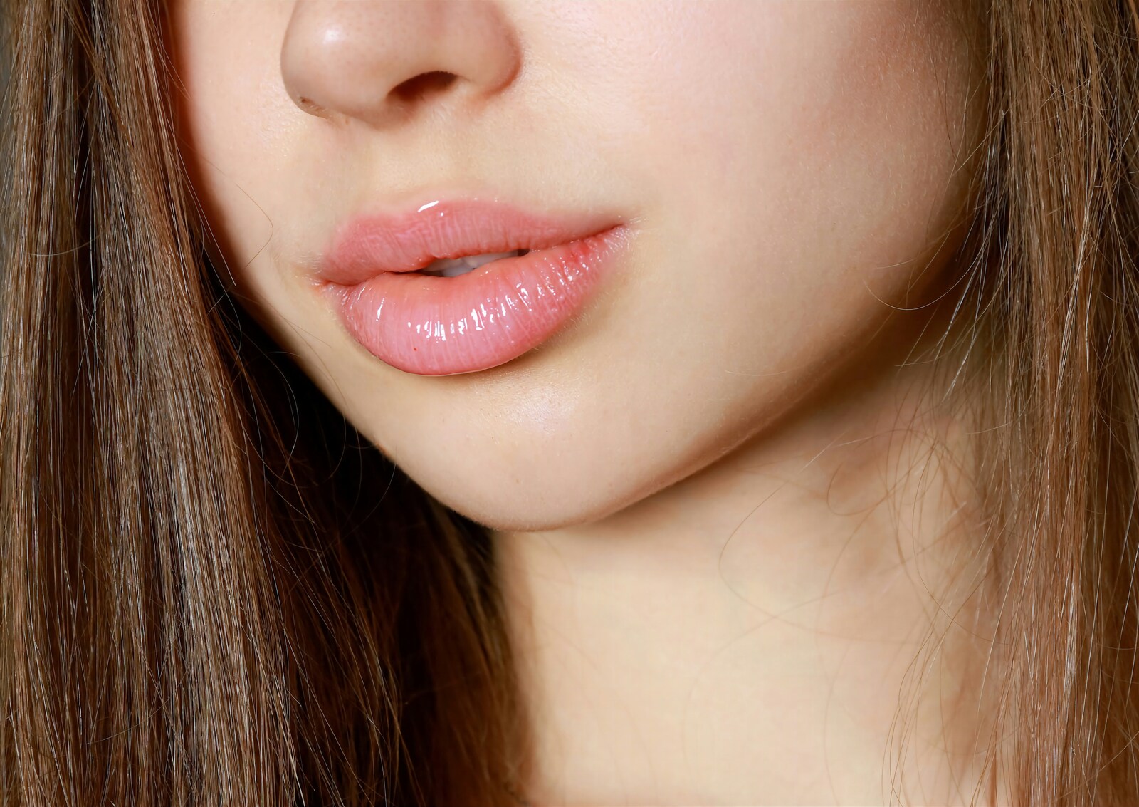 how to get bigger lips