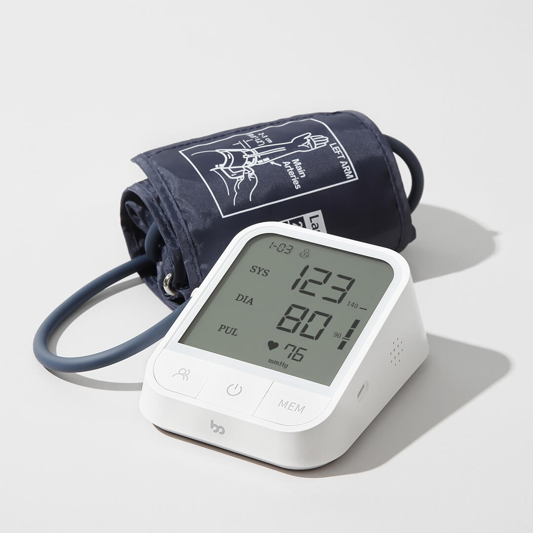 https://s.femometer.com/web_images/products/Femometer%20blood%20pressure%20monitor%201.jpg
